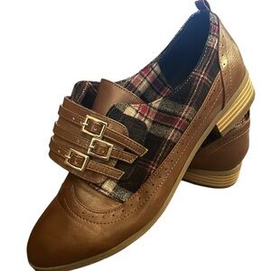 Mark plaid and camel brown loafers with velcro strap